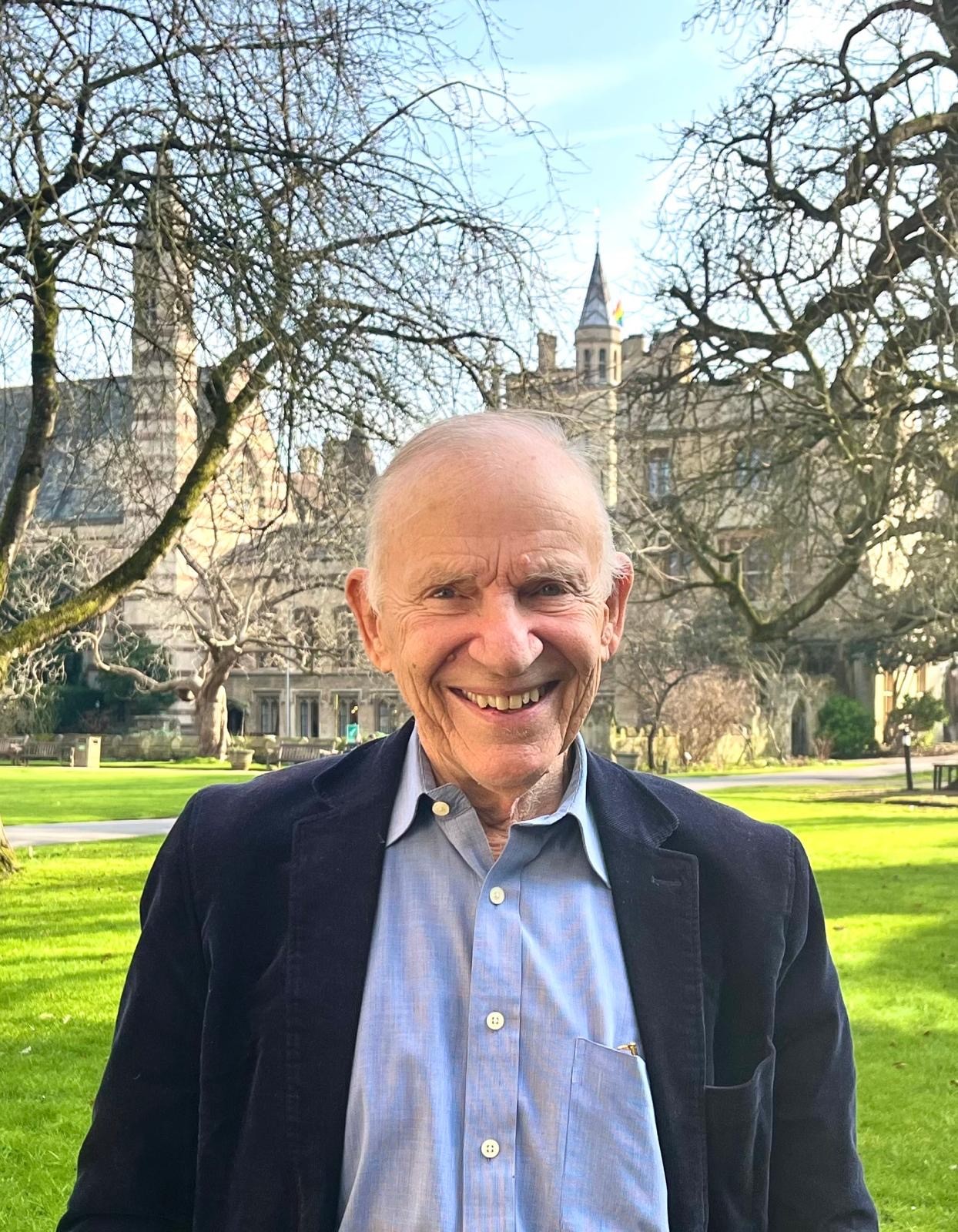 Photograph of the Chair of Trustees of the Europaeum, Dr Andrew Graham