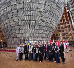 Group of Brussels Policy Seminar students in Brussels